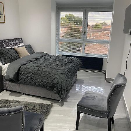 Luxurious 2-Bed Apartment In Woolwich Londyn Zewnętrze zdjęcie