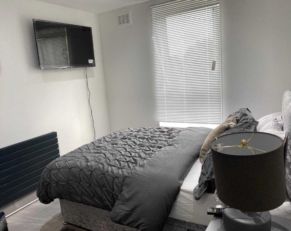 Luxurious 2-Bed Apartment In Woolwich Londyn Zewnętrze zdjęcie