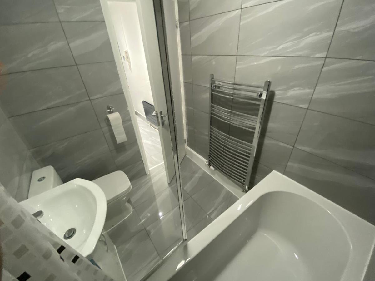 Luxurious 2-Bed Apartment In Woolwich Londyn Zewnętrze zdjęcie