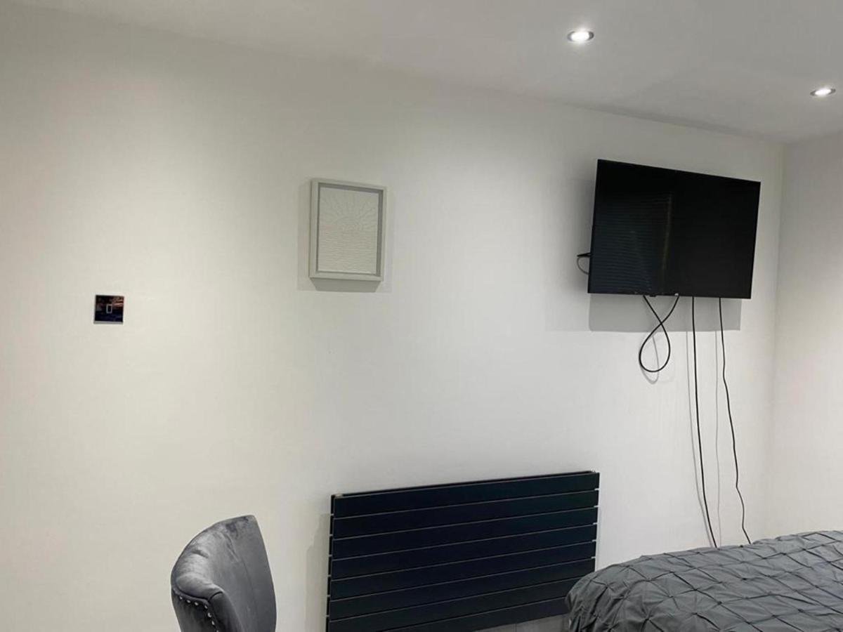Luxurious 2-Bed Apartment In Woolwich Londyn Zewnętrze zdjęcie