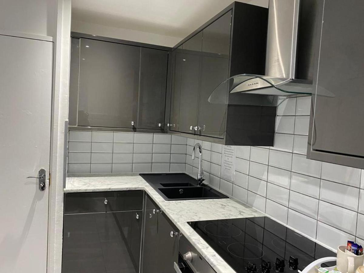 Luxurious 2-Bed Apartment In Woolwich Londyn Zewnętrze zdjęcie