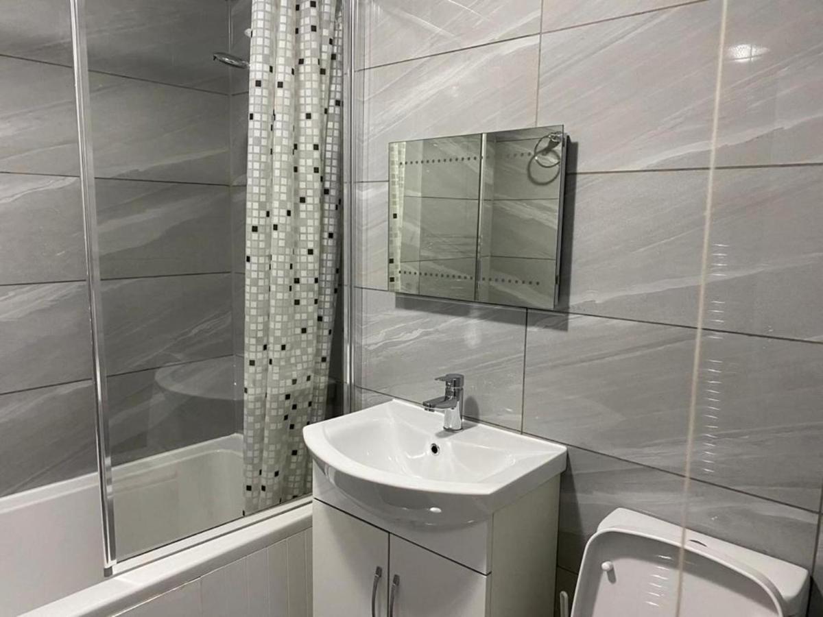Luxurious 2-Bed Apartment In Woolwich Londyn Zewnętrze zdjęcie